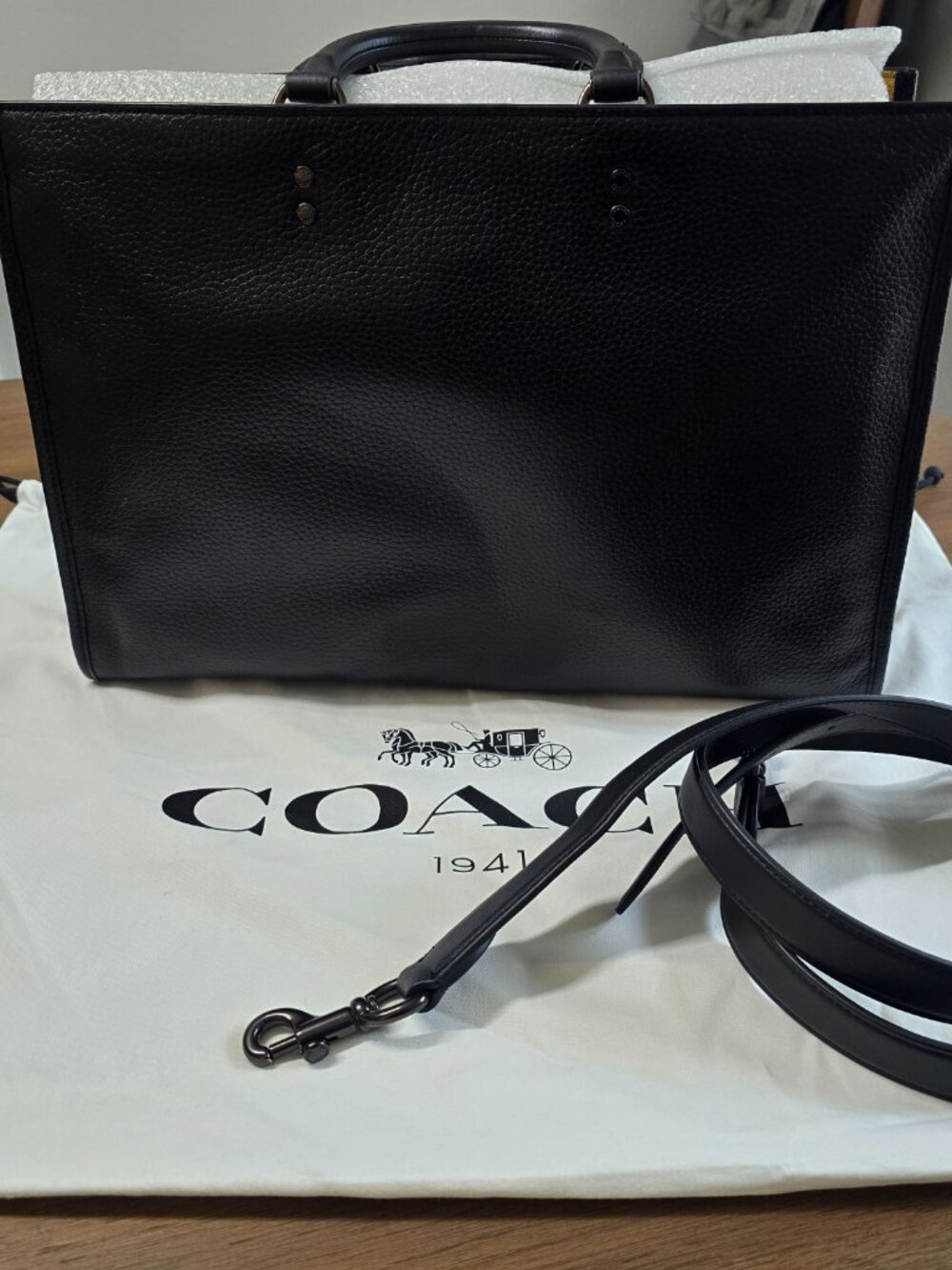 NWOT Coach Rogue Brief - Picture 2 of 16